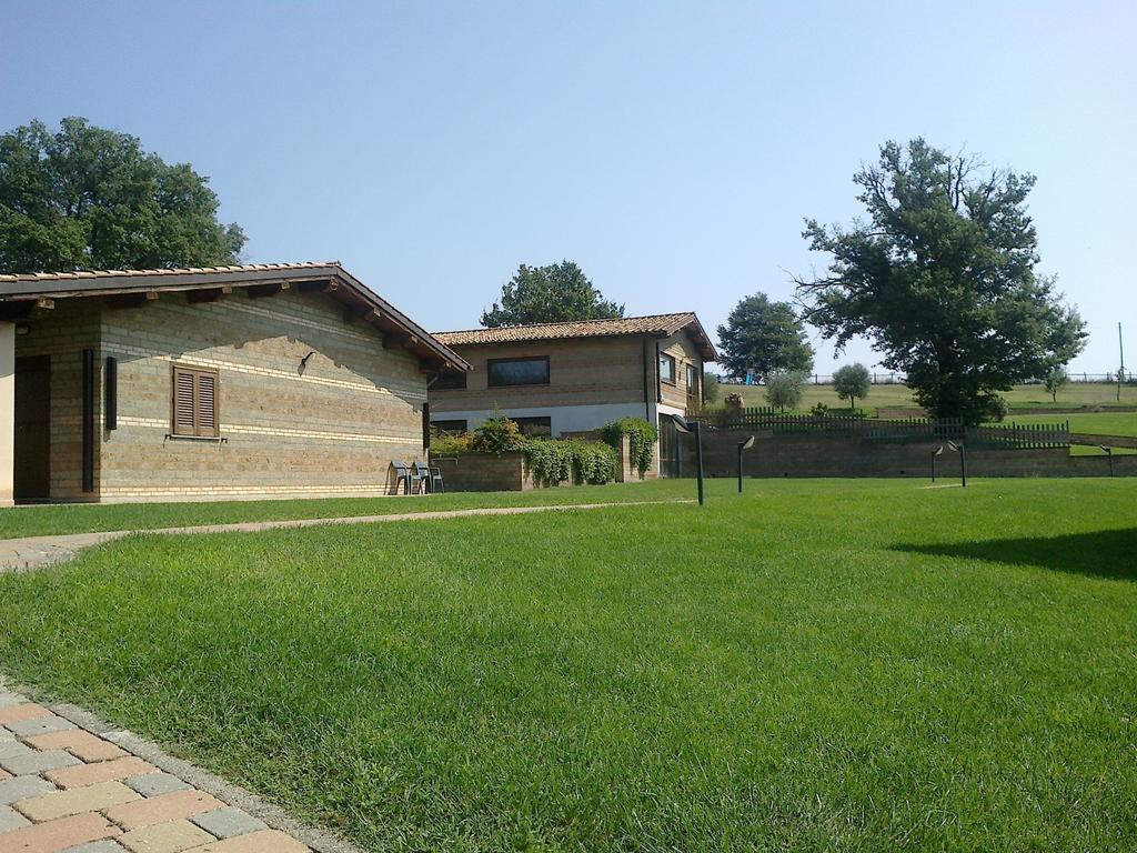 Agriturismo Monte Dell'Olmo Тревиньяно-Романо Экстерьер фото